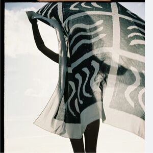 Ming Nomchong: Limited Edition Wave Print sarong